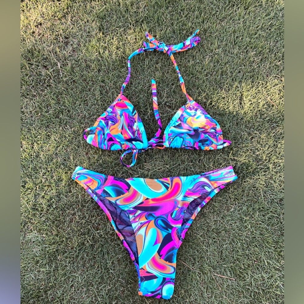 Psychedelic High Cut Bikini Set - image 4